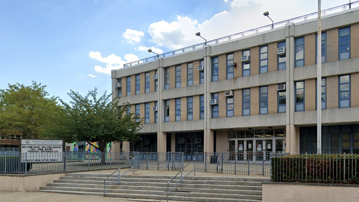 FBI tip leads NYPD to 16-year-old arrested with loaded gun inside NYC high school