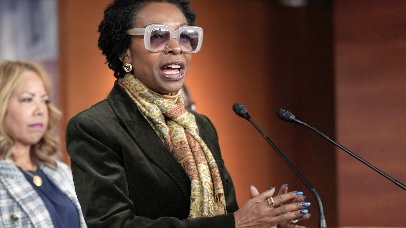 Black lawmakers confront Trump-era cuts at CBC conference