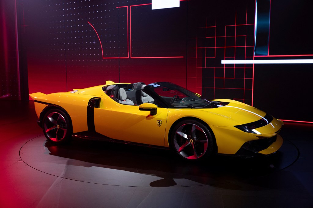 849 Testarossa Spider with retractable hard top