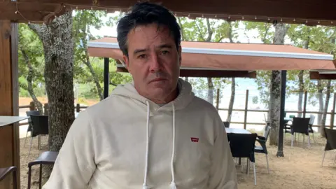 Tourist area near Sanabria lake at risk