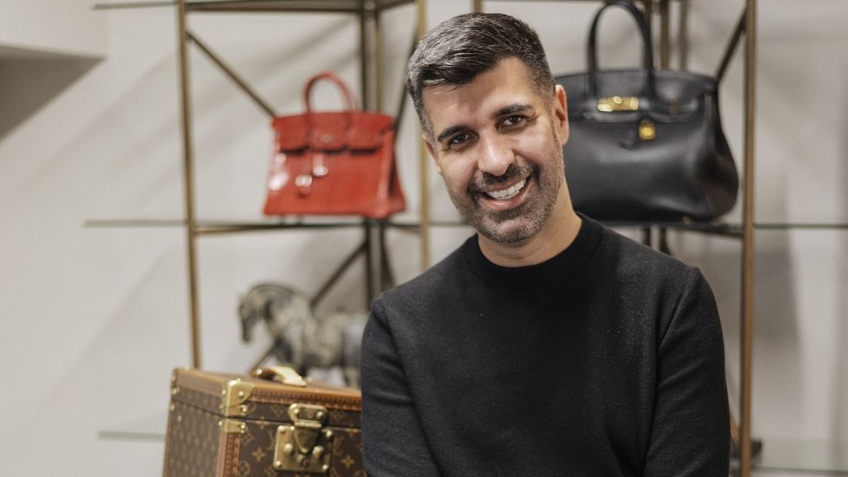 Soaring gold prices push consumers to sell old and broken jewellery