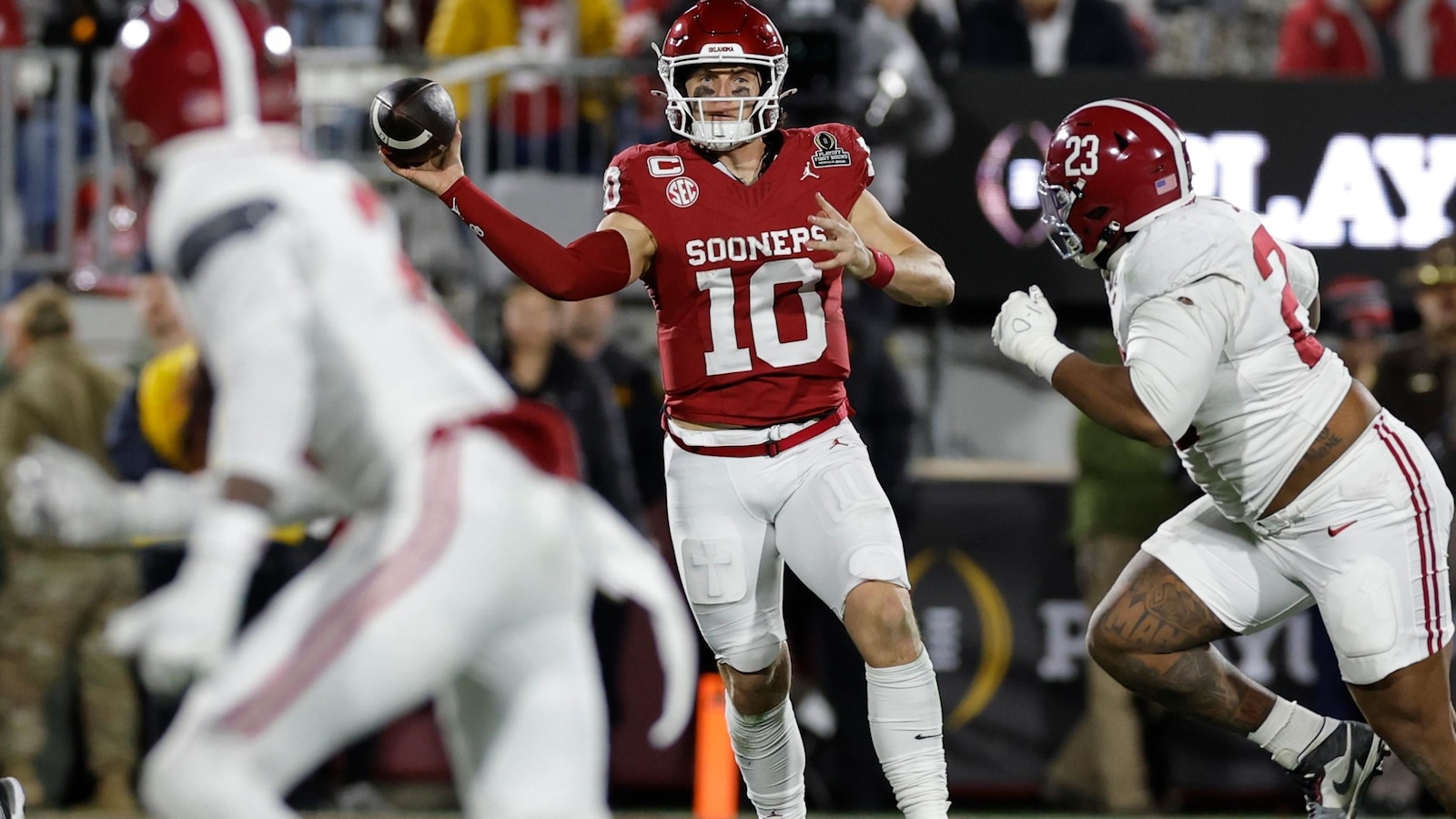 50 Cent electrifies Oklahoma crowd as Sooners rally, but Alabama holds on in CFP game