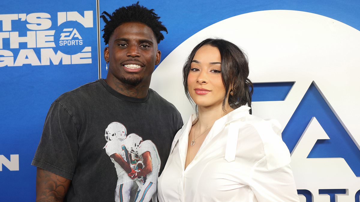 Amazon Prime broadcast prompts awkward moment as Tyreek Hill abuse allegations discussed during Dolphins-Bills game