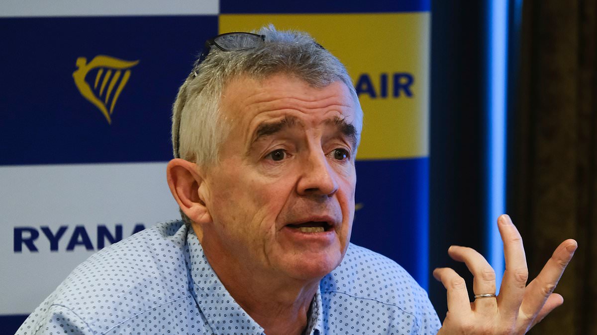 Ryanair to shift to 100% digital boarding passes, defends move amid age-access concerns