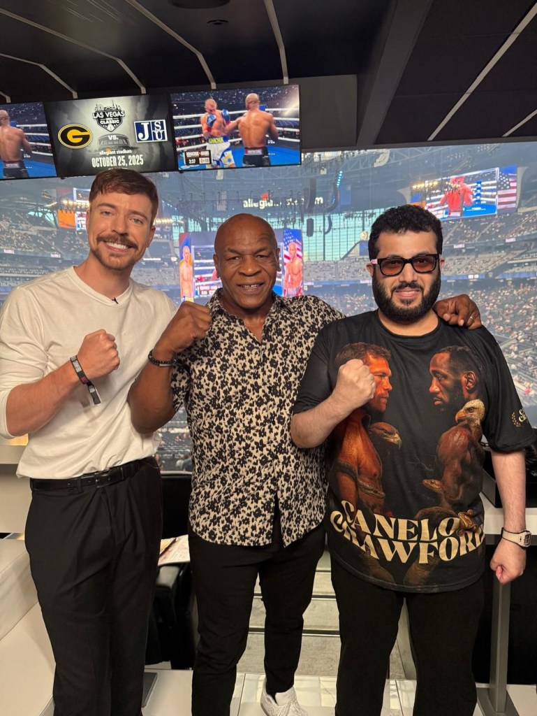 Tyson with attendees at the event