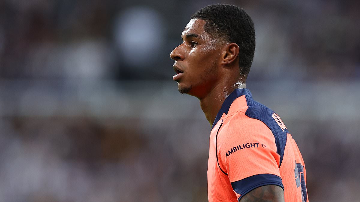 Rashford dropped by Barcelona after late arrival for pre-match meeting
