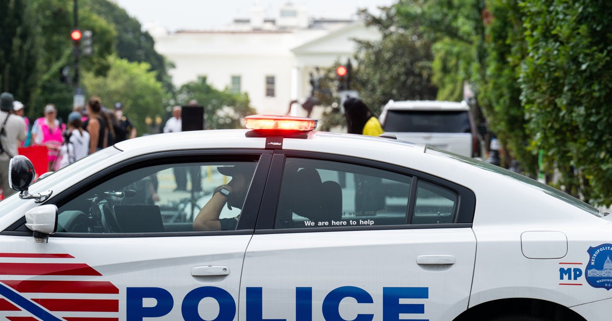 Two shot during attempted robbery in Washington as federal crackdown looms; arrests in Northeast D.C.