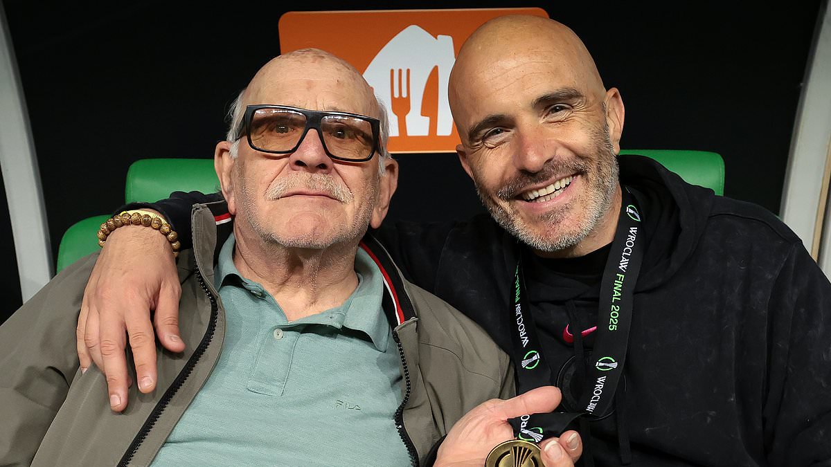 Maresca defends Chelsea stance as Sterling and Disasi train apart