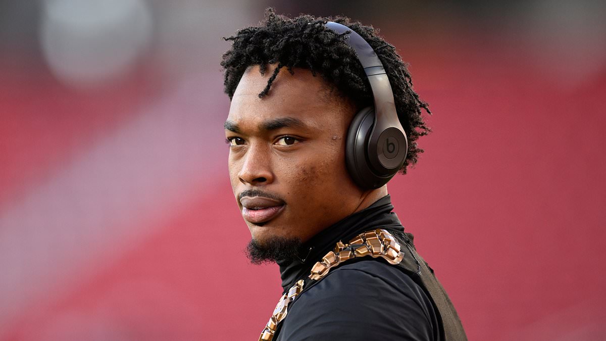 49ers Cornerback Deommodore Lenoir Accused of Skipping Holiday Charity Event