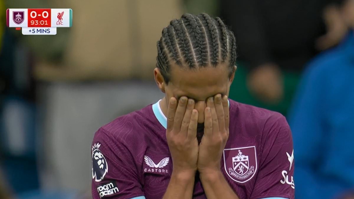 Hannibal Handball Hands Liverpool 93rd‑Minute Win as Carragher Slams 'Brain Dead' Decision