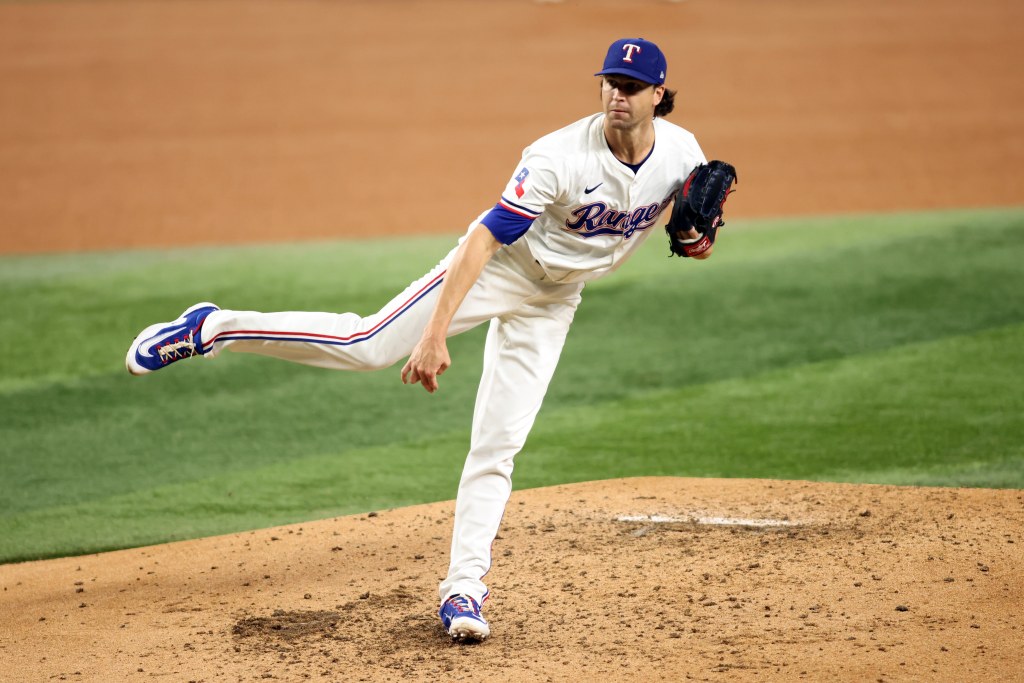 Jacob deGrom to Make First Citi Field Return Since 2022 as Rangers Visit Mets