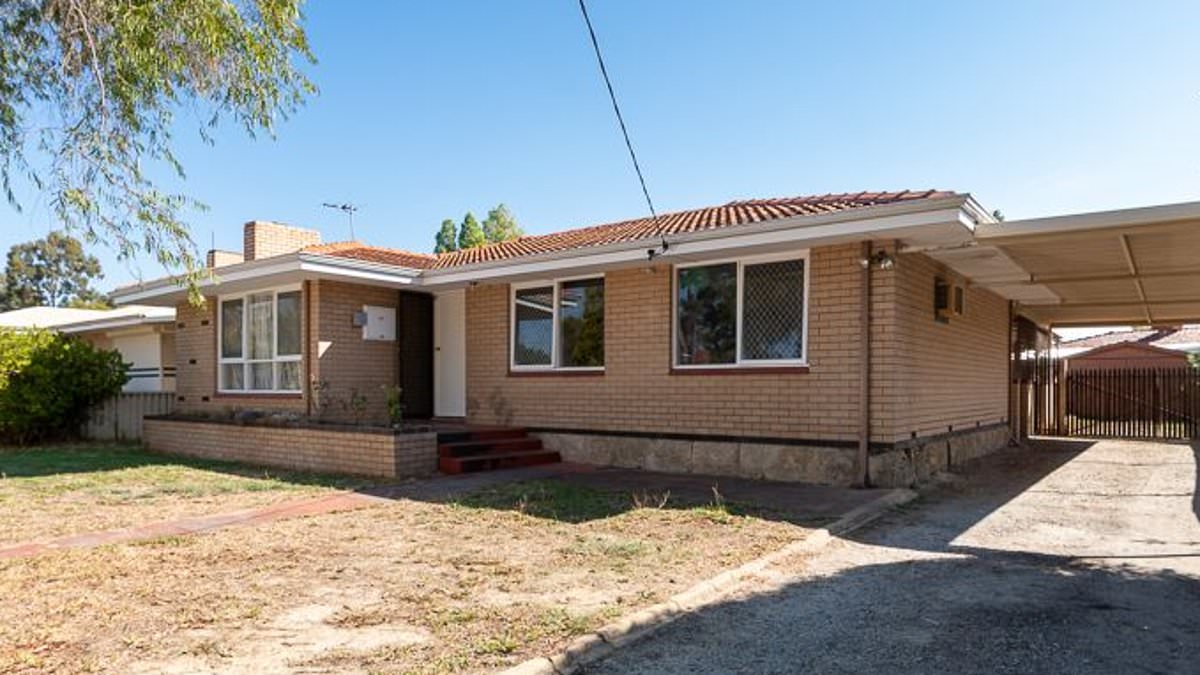 Perth rental advertised with 'rising damp' caveat prompts scrutiny over landlord obligations