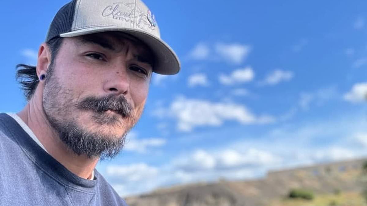 Remains believed to be Travis Decker found in Washington wilderness months after murders of three young daughters