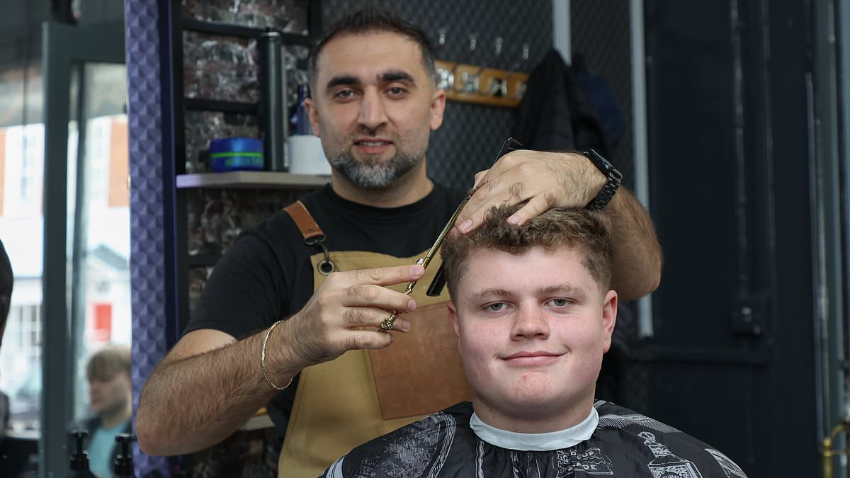 Barber spots lump on teenager's neck, prompts Hodgkin lymphoma diagnosis; patient now in remission