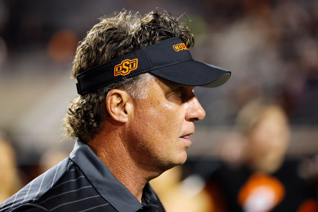 Fans chant 'Fire Gundy' as Oklahoma State suffers 74-year low with home loss to Tulsa