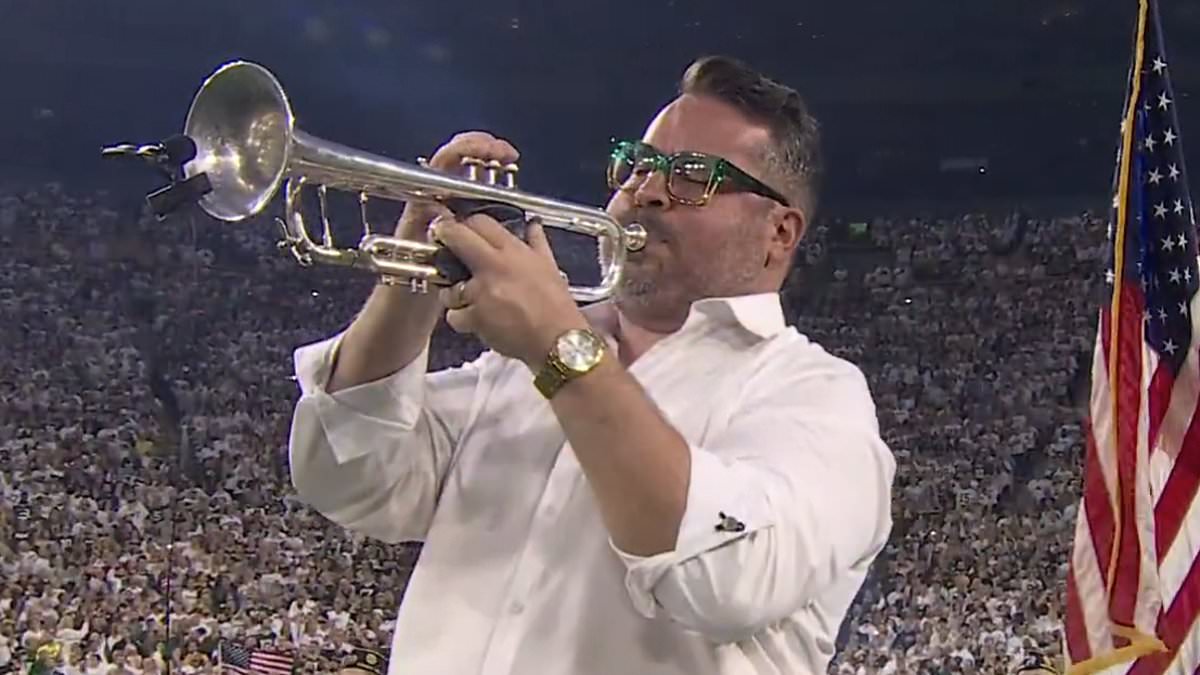 Trumpet rendition of national anthem brings tears at Packers–Commanders game on 9/11