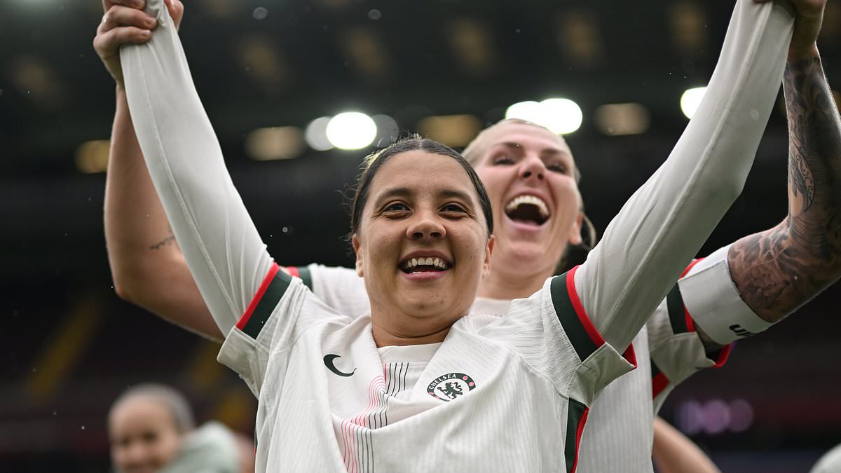 Sam Kerr marks 100th Chelsea goal with late strike in comeback from 20-month injury