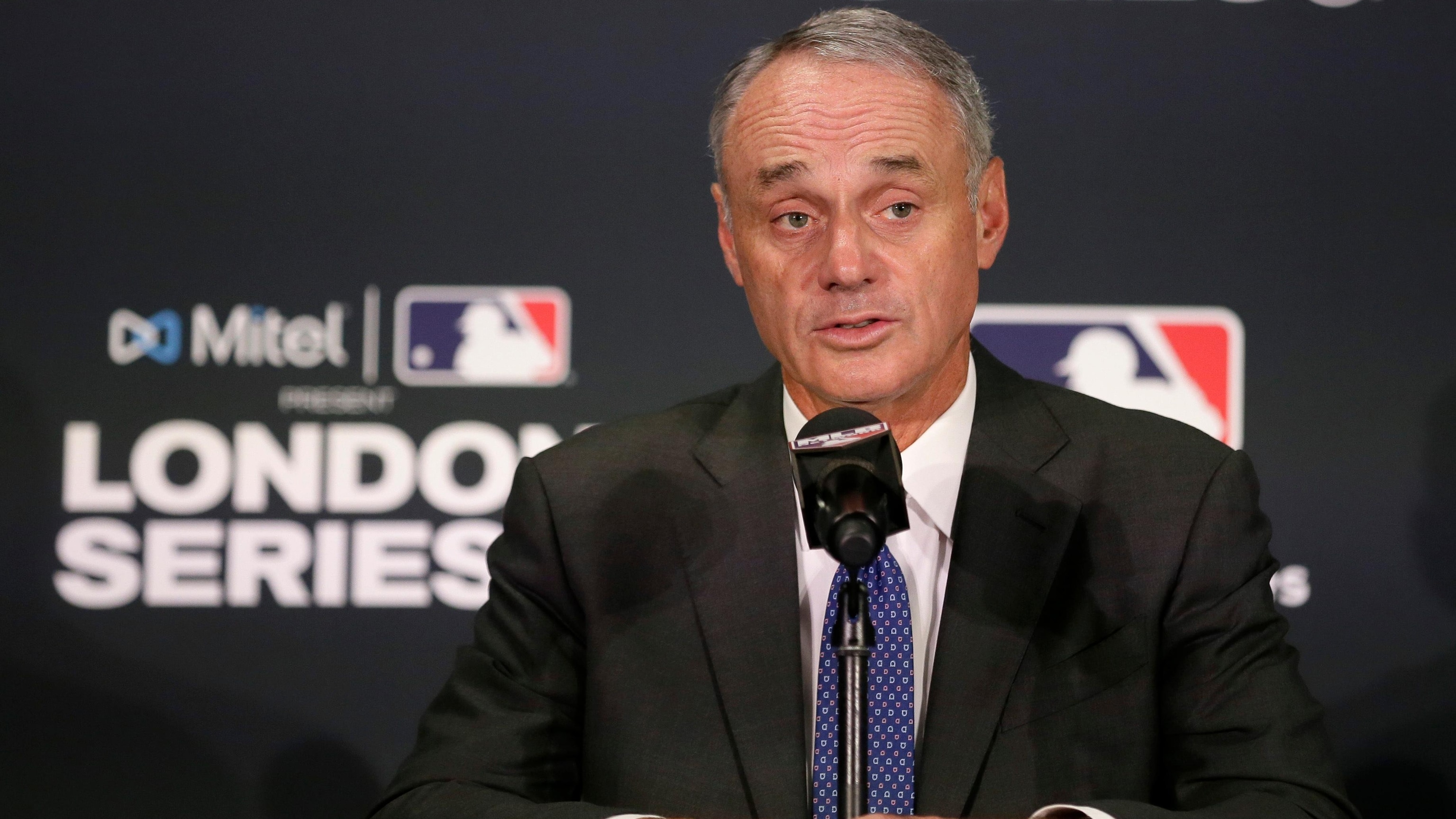 MLB drops planned London games for 2026 as broadcast negotiations advance