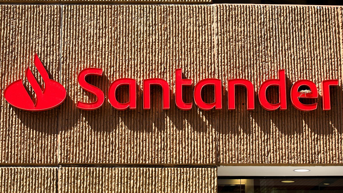 Santander launches Edge Explorer current account with 6% savings rate and up to £20 a month in cashback