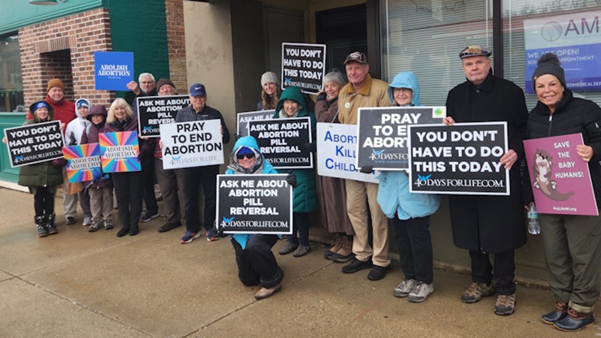 40 Days for Life group photo