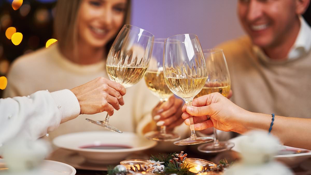 Protecting mental health at Christmas: expert offers practical steps to cope with toxic relatives and friends