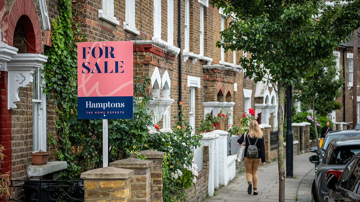 Report finds Britain's homebuying process 'outdated', half a million transactions fail each year