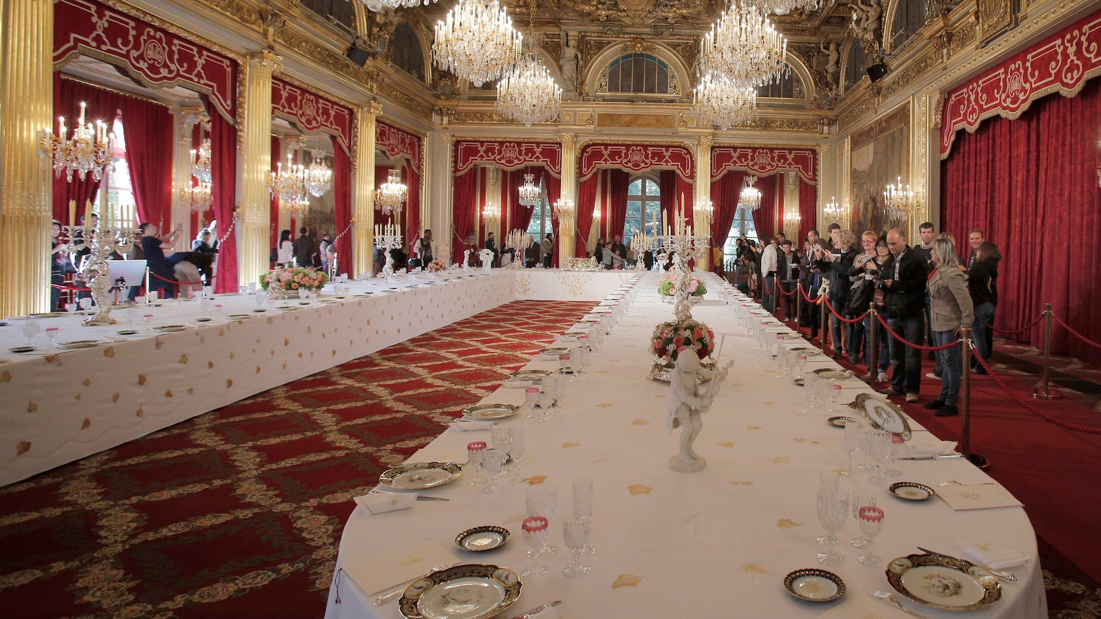 Three Men to Stand Trial in Theft of Élysée Palace Silverware