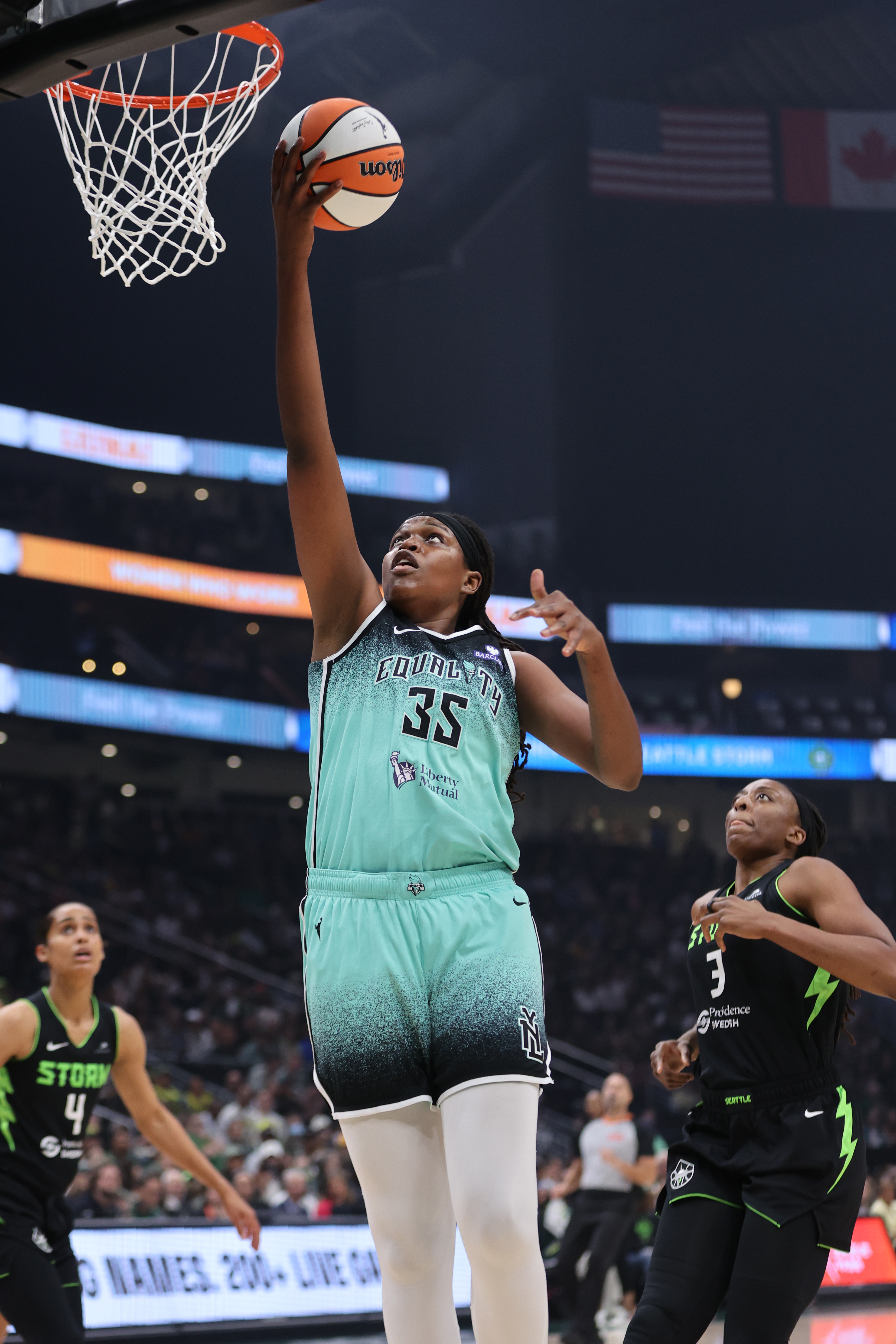 Jonquel Jones during regular season action