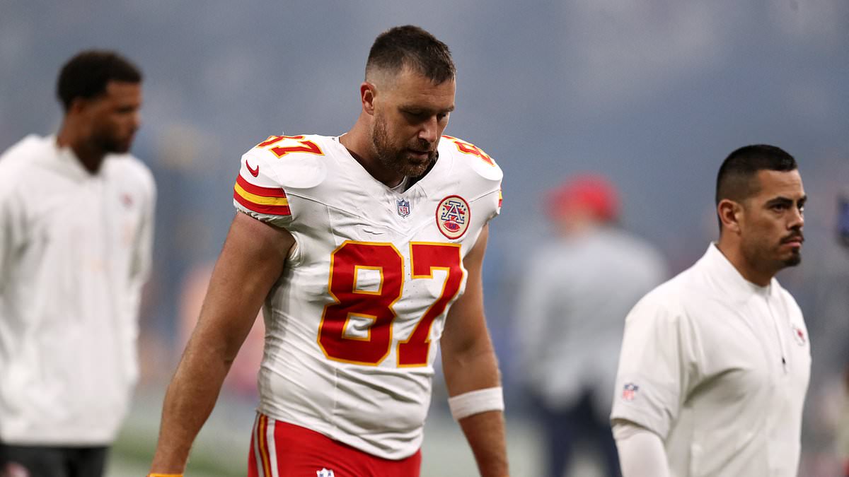 Travis Kelce Headbutts Teammate Jawaan Taylor During Chiefs' Loss in São Paulo
