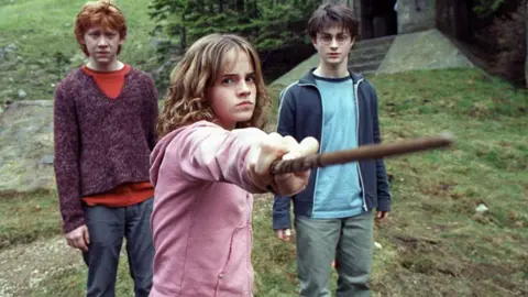 Warner Bros. Discovery Shares Jump After Report Paramount Skydance Prepares Takeover Bid