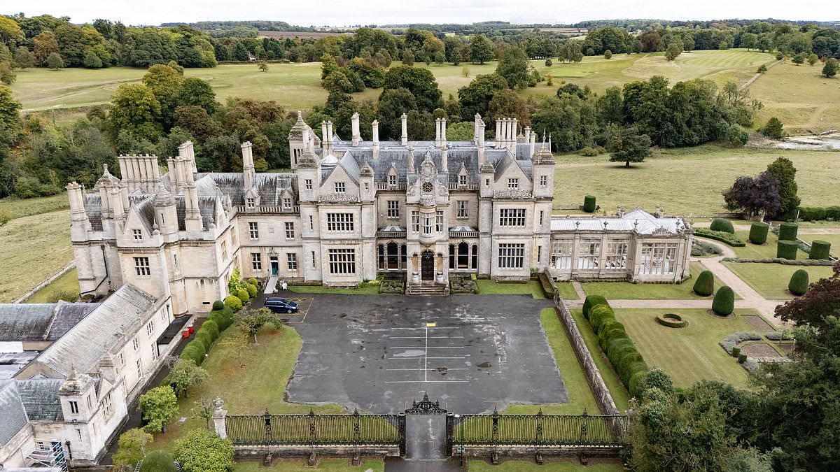 Stoke Rochford Hall put on market for £5 million after closure of government contract