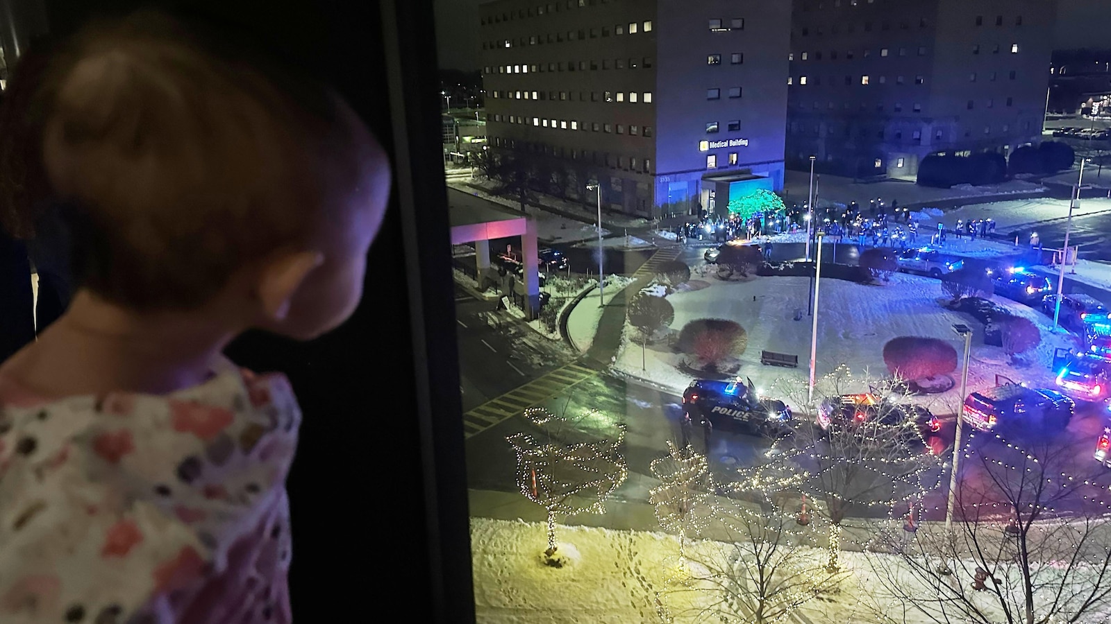 Moonbeams for Sweet Dreams lights up Michigan hospital as holiday tradition continues