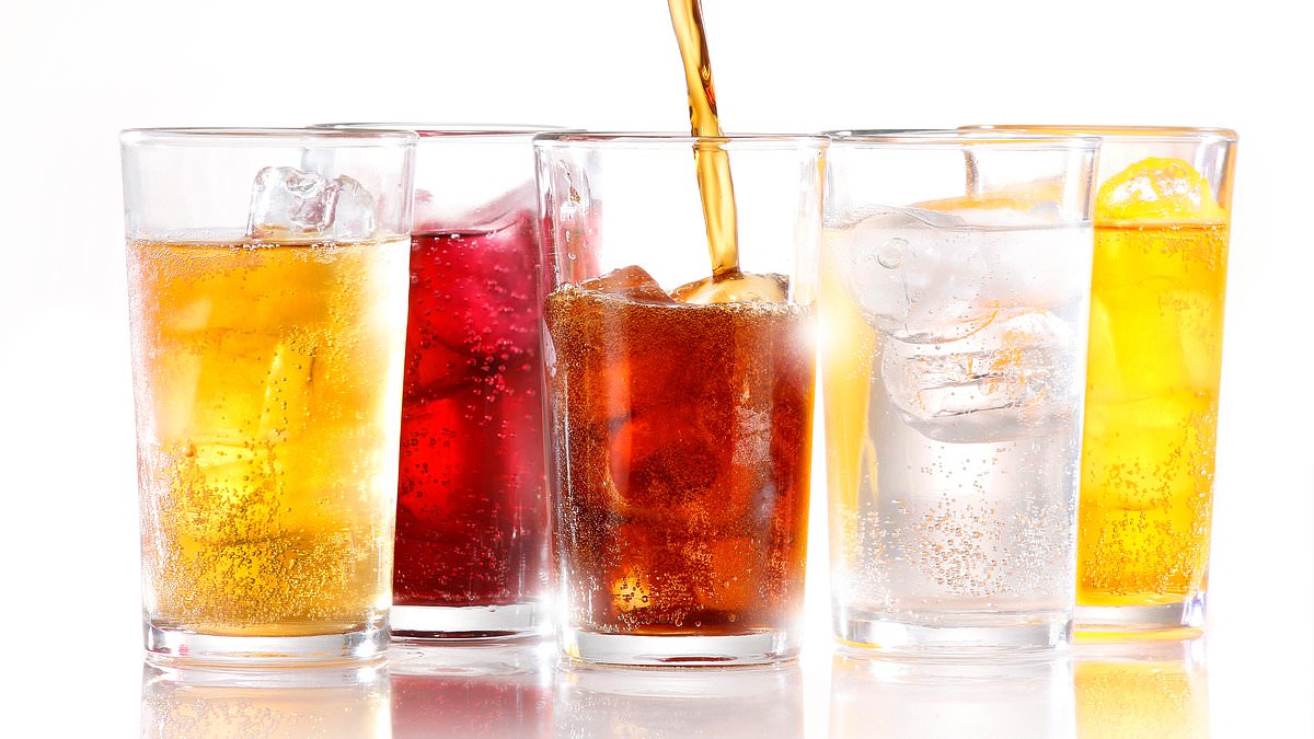 Study Links Regular Low‑Calorie Sweetener Use to Faster Memory Decline in Middle‑Aged Adults