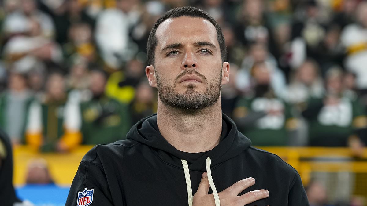 Derek Carr Leaves Door Open to NFL Return Months After Retirement