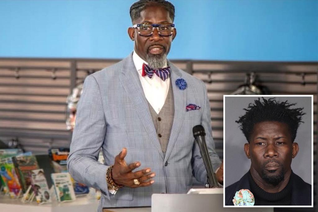 Des Moines school district chief detained by ICE, district confirms