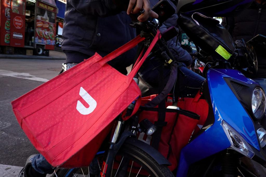 New York City Council weighs 'just cause' rule for app-based food delivery drivers