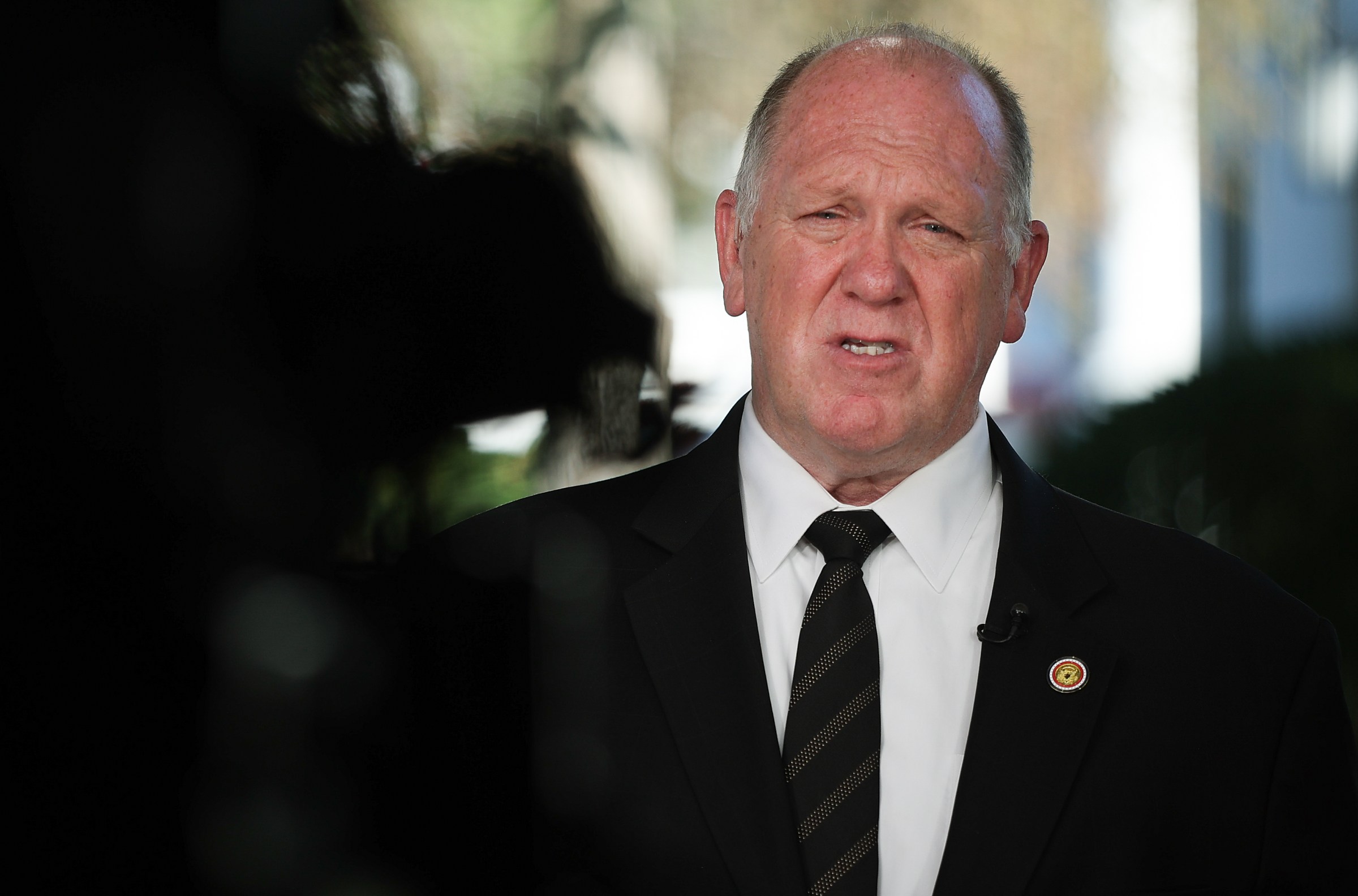 Investigation into Trump border czar Tom Homan ends as White House denies accepting cash