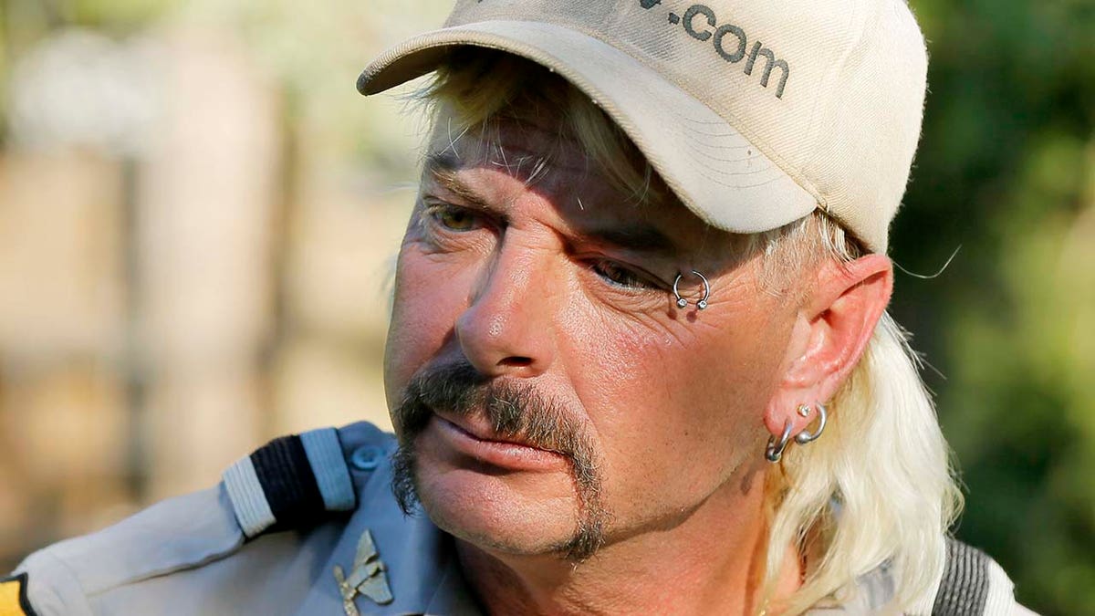 Joe Exotic image