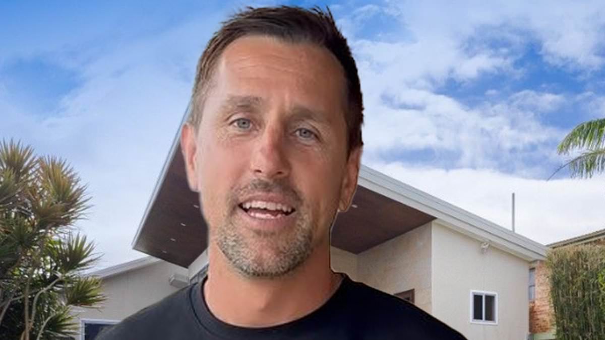 Mitchell Pearce sells Newcastle home for $1.98 million, banks $600,000 profit