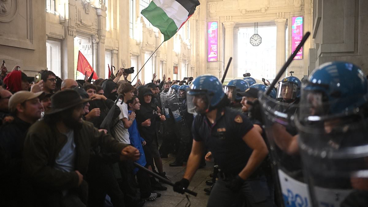 Violent clashes erupt in Milan as pro-Palestinian protesters and strikers clash with riot police during nationwide strike