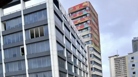 At least 10 dead in Lagos high-rise office building fire