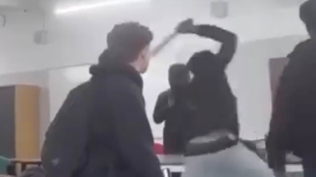 Machete incident prompts lockdown at Royal Leamington Spa College, police say