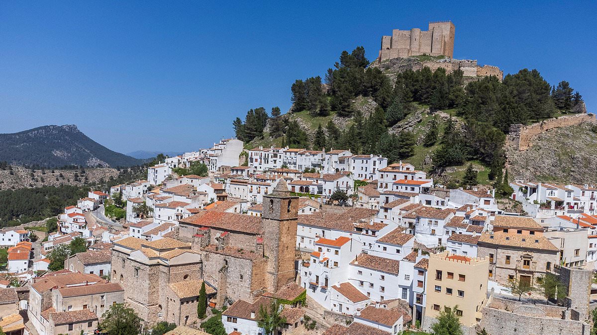 Spanish towns where one-person living costs can be under £500 a month, roundup finds