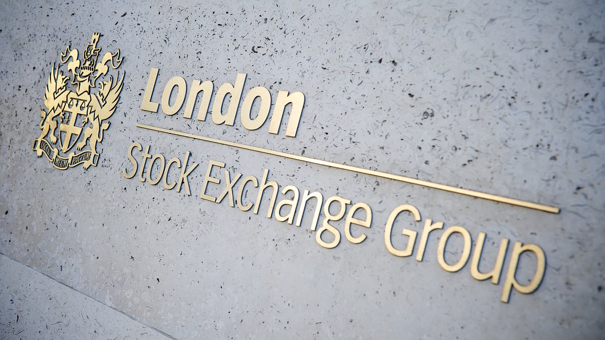 FCA opens probe into London Stock Exchange rooftop access for high-speed links