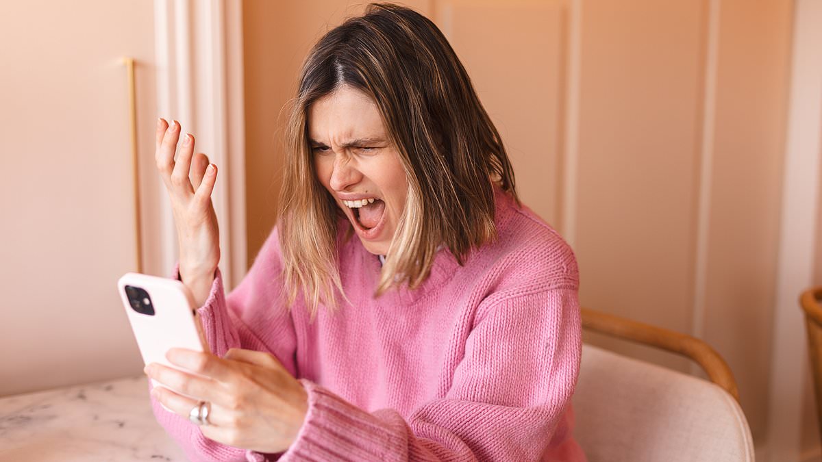 Scammers exploit iCloud Calendar invites to send fake purchase alerts that bypass filters