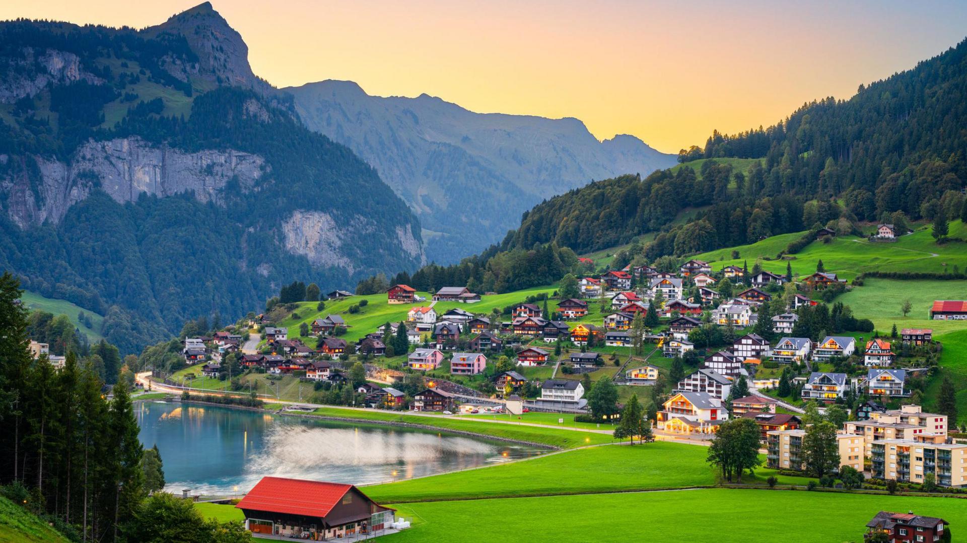 International resale platforms