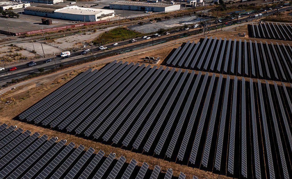 Fed Rate Cut Gives Clean-Energy Sector a Boost, but Policy Uncertainty Remains