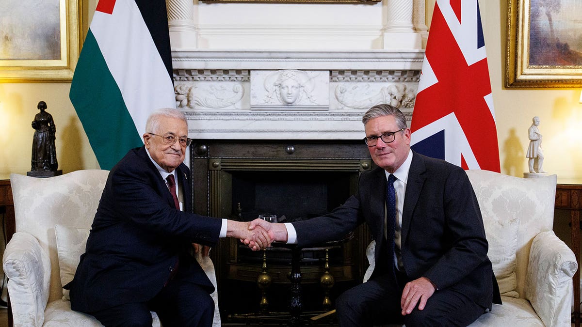 Abbas with Starmer