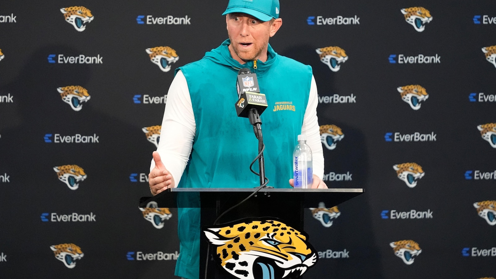 New Jaguars defensive backs Lewis, Murray spark Texas-sized turnaround in season opener