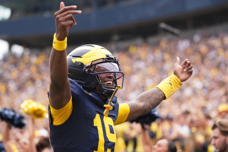 Nebraska hosts Michigan in Big Ten showdown as sellout streak, Underwood lead Huskers